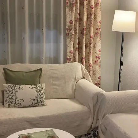 El Balcon De Gredos * كانديليدا